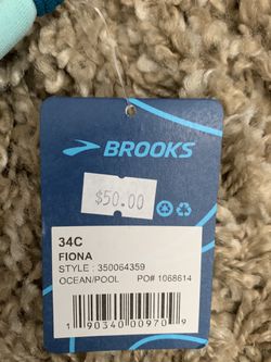 Brooks Sports Bra- Fiona - Size 34C- NWT for Sale in Corona, CA - OfferUp