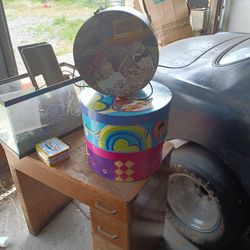 Musical Hat Boxes 