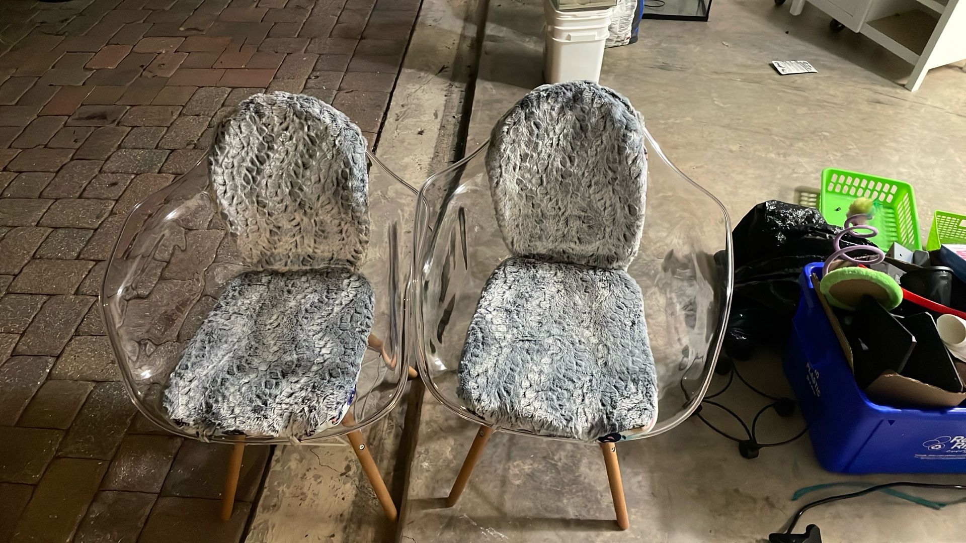 2 Clear Acrylic Chairs