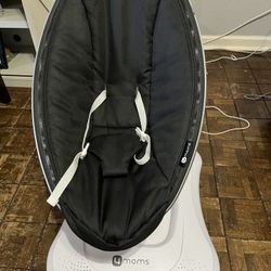 4 Moms Baby Swing