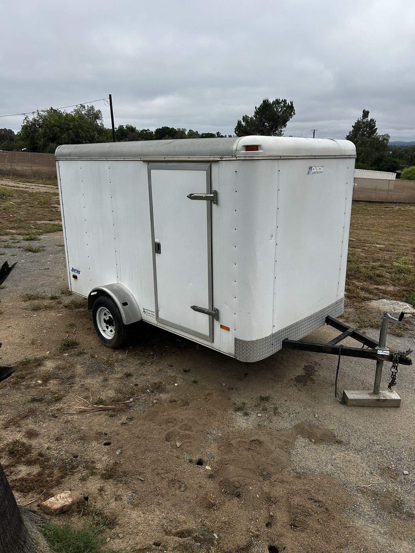 Enclosed Trailer . 10 Foot