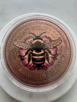 Brand New 5 oz Copper Round - Bee Design, in Coin Capsule