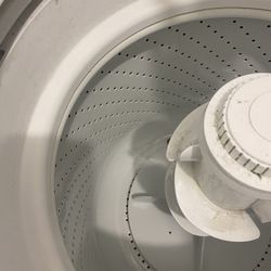 Washer And Dryer Set  Of Amana 