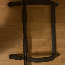 Golds gym pull Up Bar