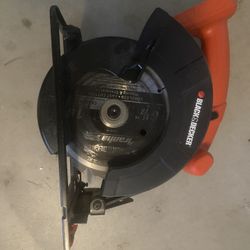 Black And Decker Circular Saw