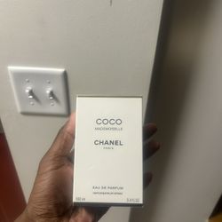 Chanel coco mademoiselle 