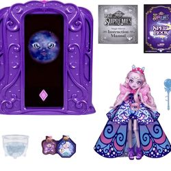 Magic Mixies Pixie Supremes Magic Mirror. Luna The Butterfly Pixie Supreme. Mix Magic Potion, Find Moonstone, Release to Reveal a Premium 10.5" Pixie 
