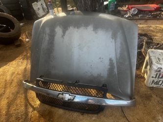Silverado hd hood tan and grill