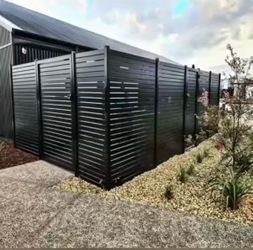 Modern Horizontal Slat Fence downtown LA