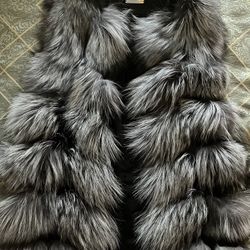 La Fiorentina Womens Silver Fox Real Fur Vest