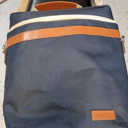 Wine Cooler Carry Case w/Wine Opener - BRAND NEW!