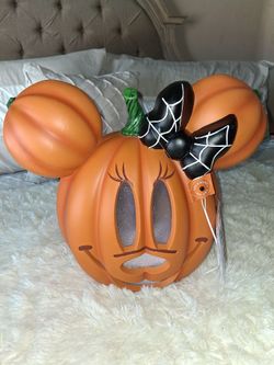 Minnie Mouse Halloween Pumpkin