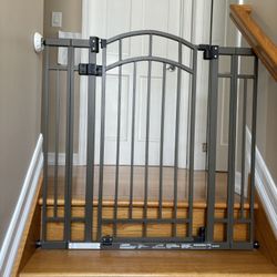 Summer Infant Baby & Pet Safety Gate
