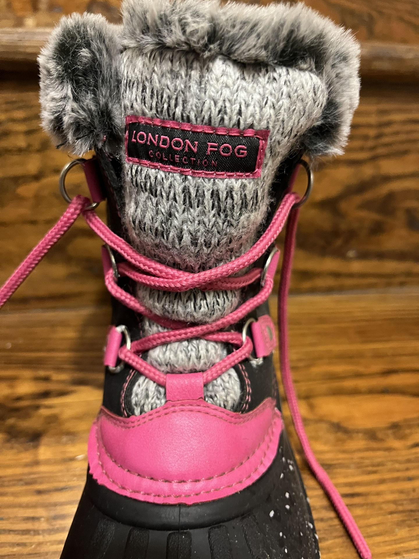 Girls Snow Boots Size 3