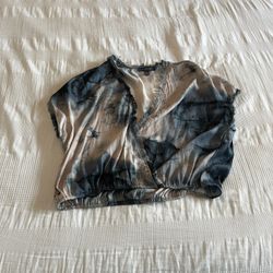 Women’s Medium Grade Gather Blouse