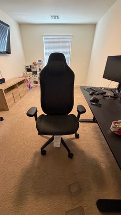Fractal Design Refine Gaming Chair