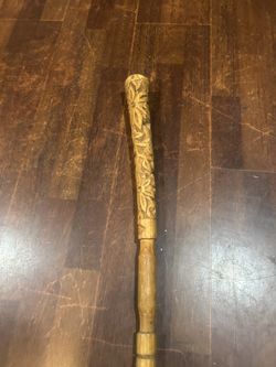 Beautiful Hand Curved Walking Stick. Nice Design Good Condition 