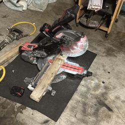 Milwaukee red lithiumm 12” compound  miter saw w/ batteries