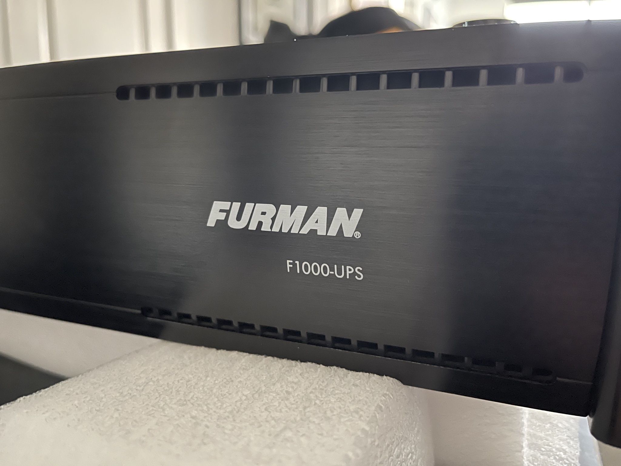 Furman F1500-UPS Uninterruptible Power Supply and Voltage Regulator