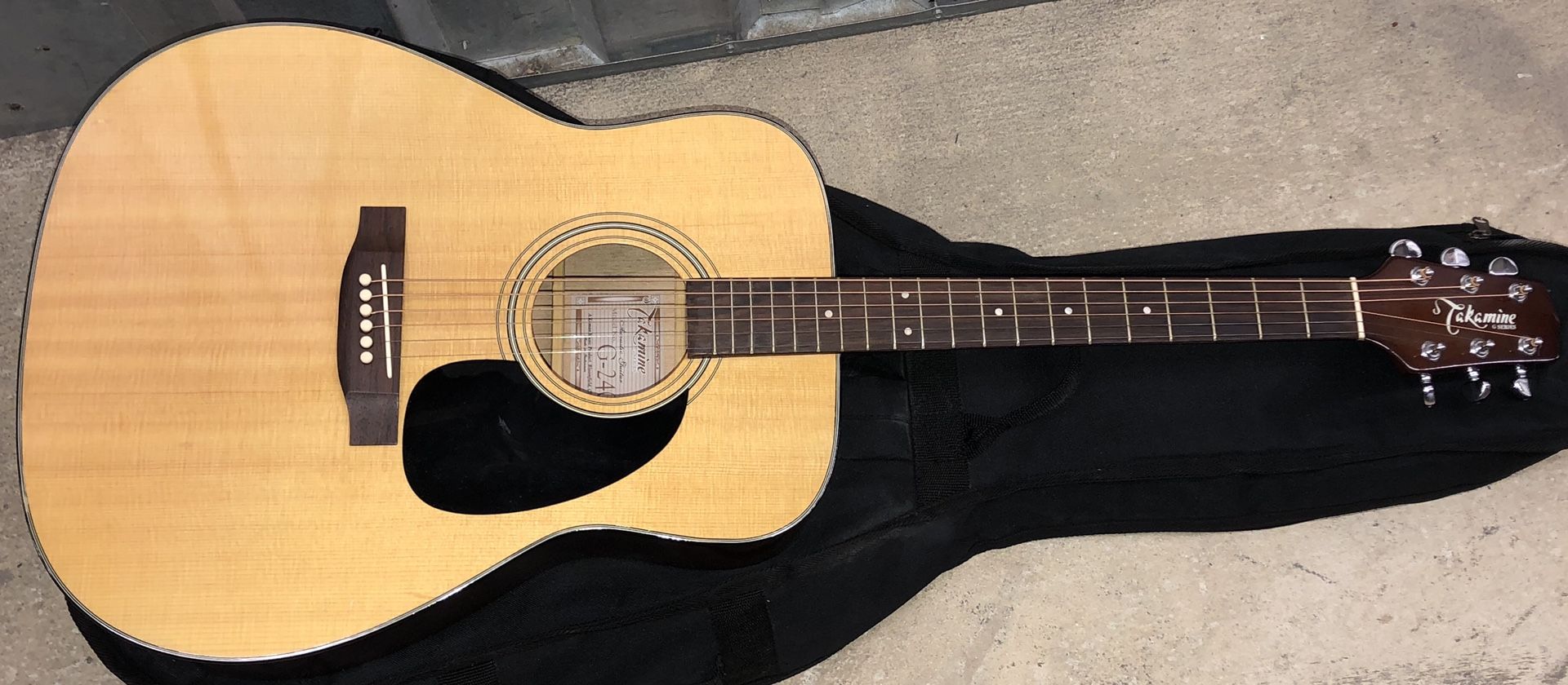 Takamine G-240 Dreadnought 6 String Right Handed Acoustic Guitar