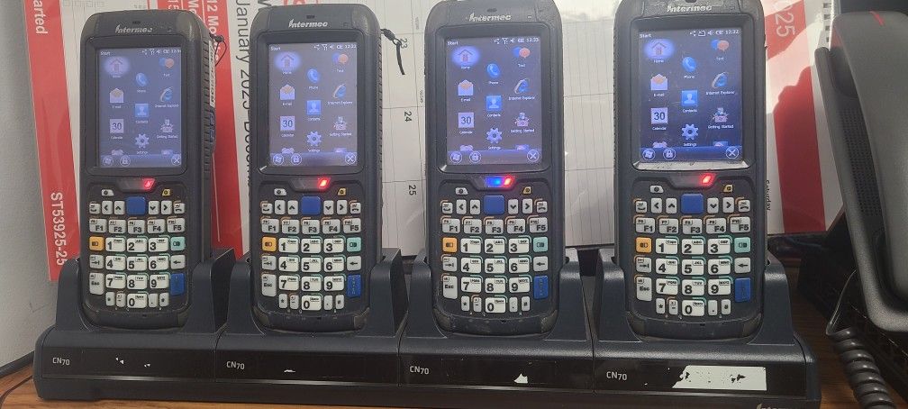 Intermec Scanner (4) Cn70 With Docking Station
