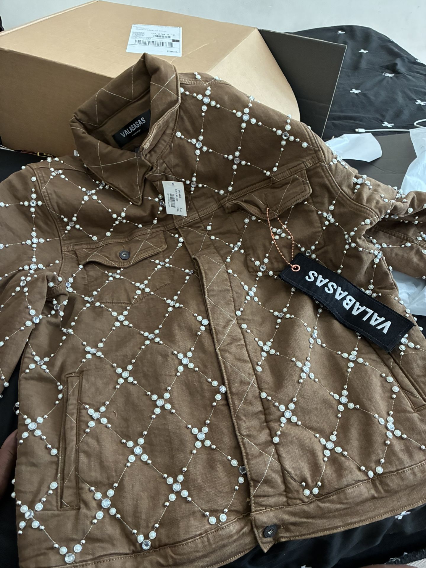 Valabasas Coat 