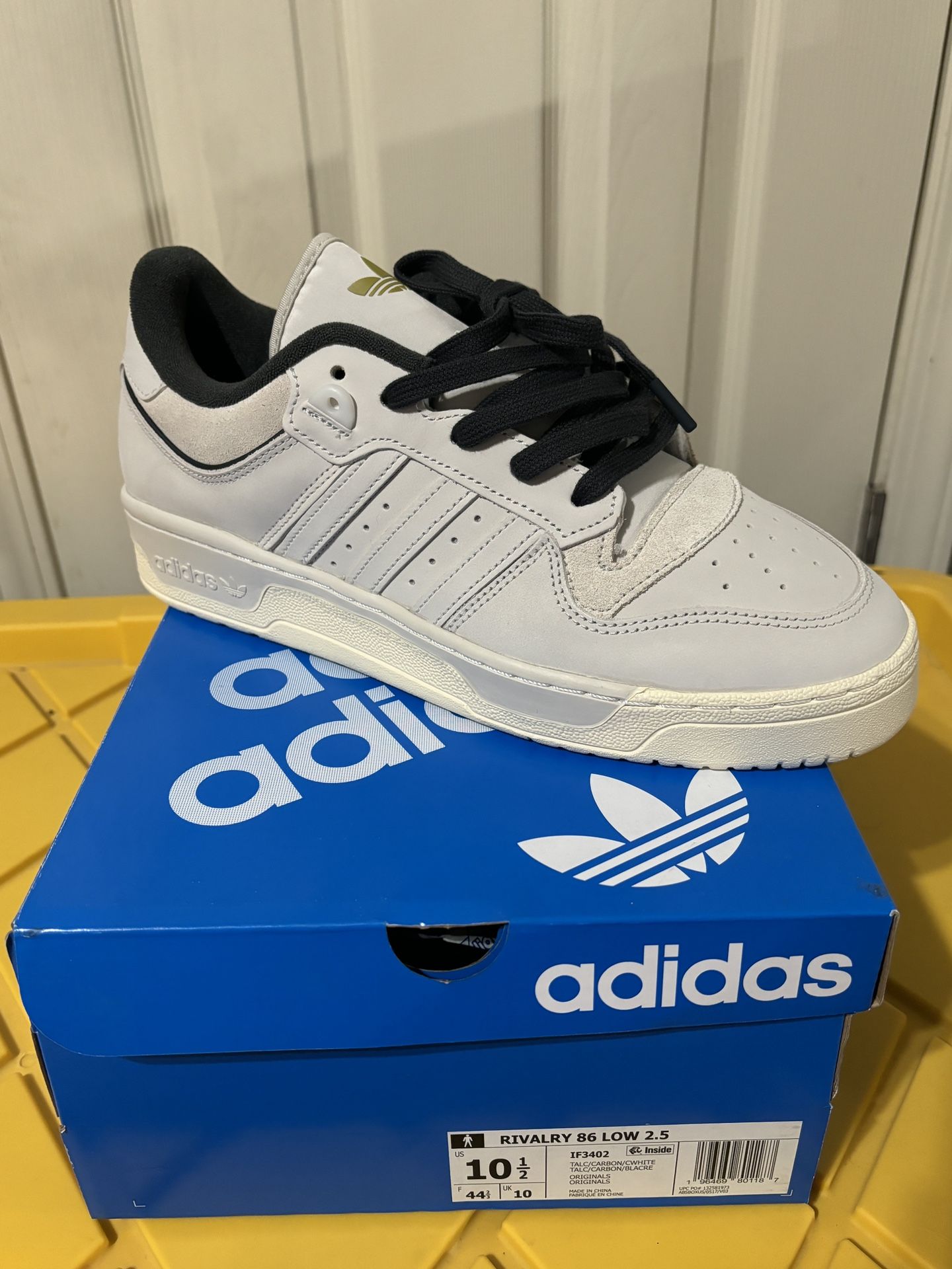 Adidas Rivalry 86 Low 2.5 ( New )