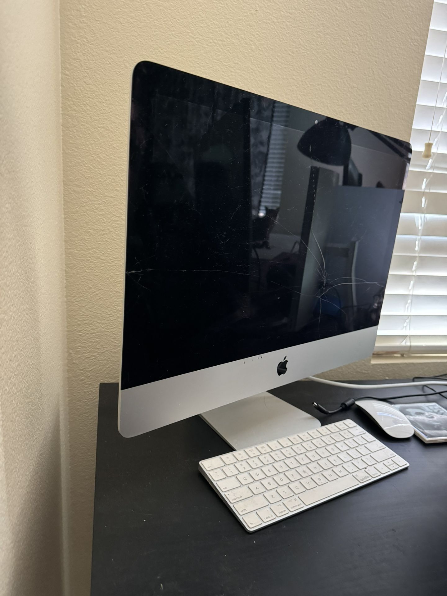 Apple Desktop