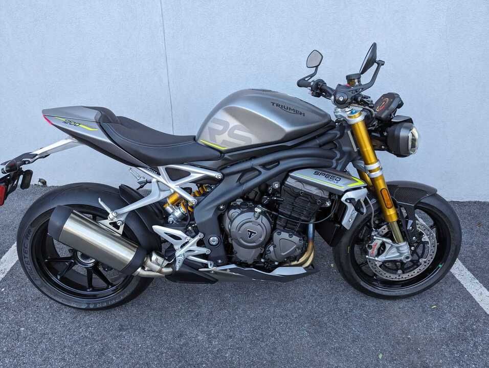 2022 Triumph Speed Triple RS