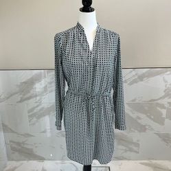 Gap  designed y crafted dress.  Light  Green  And Black Talla . Size M 