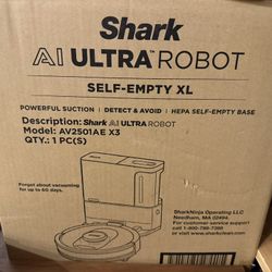 Shark AI Robot vacuum.  Model AV2501AE