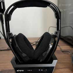  Astro A50 Gaming Headset