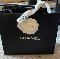 Chanel empty shopping bag