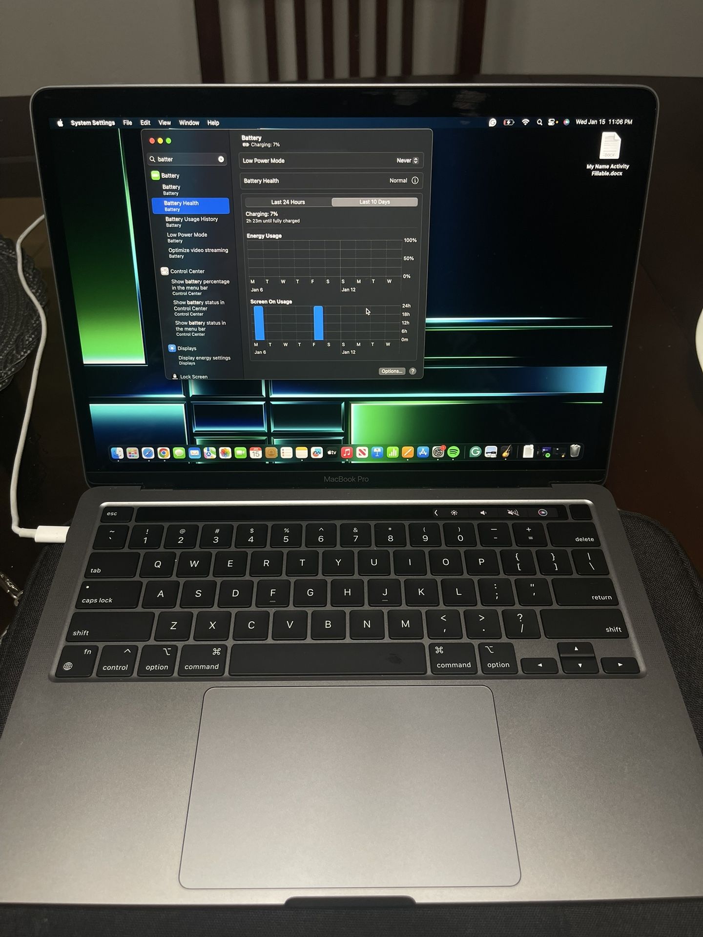 Apple - MacBook Pro 13.3" Laptop - M2 chip - 8GB Memory - 256GB SSD - Silver