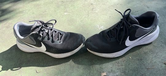 10.5 Nike $30 obo