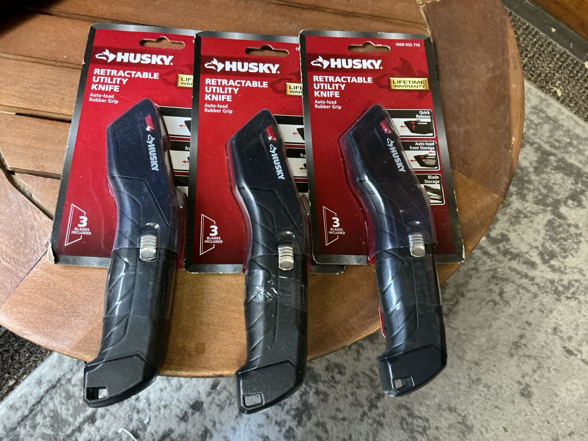 HUSKY (3) Retractable Utility Knives