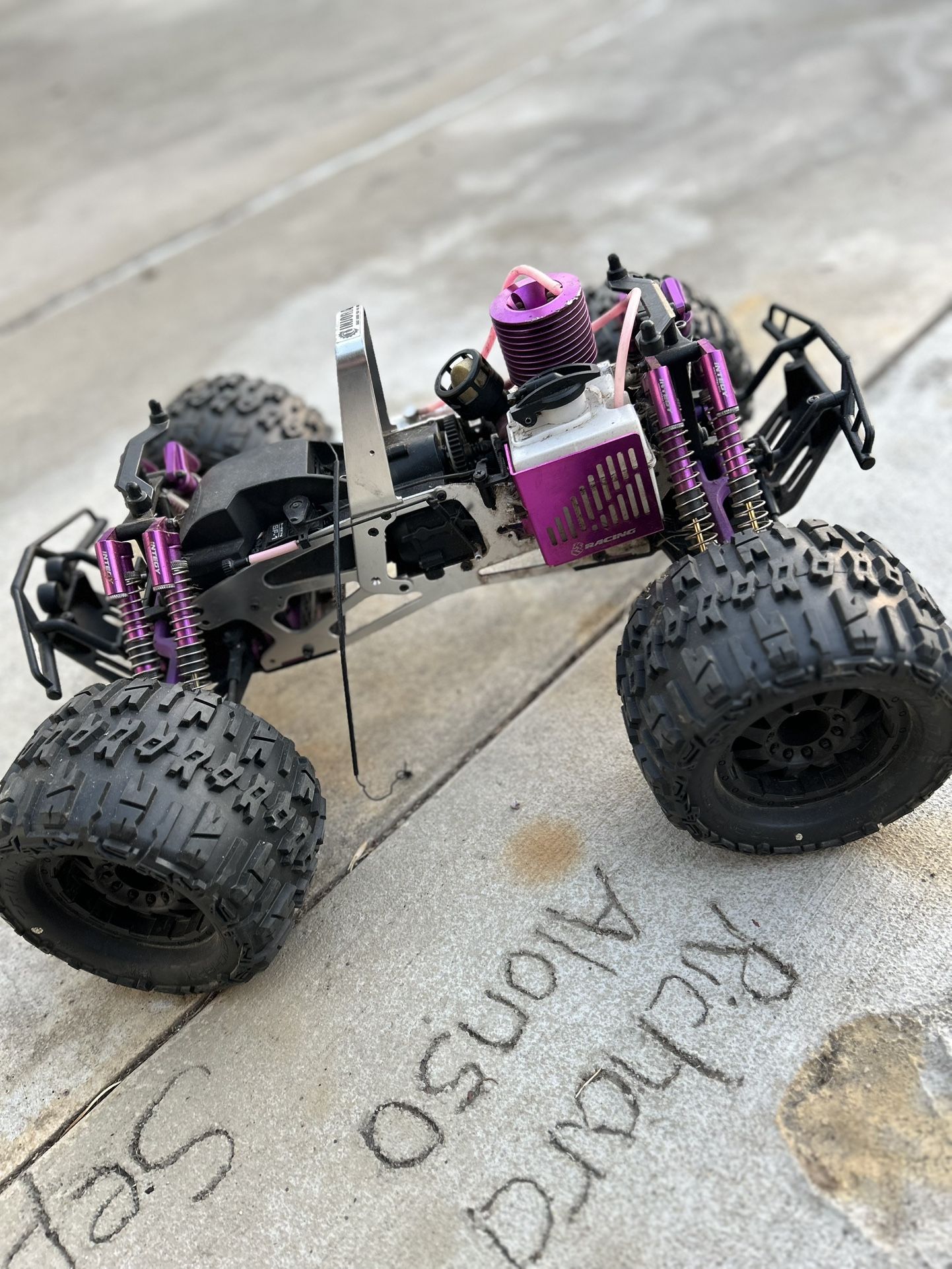 hpi-sf-1 rc Savage gas truck
