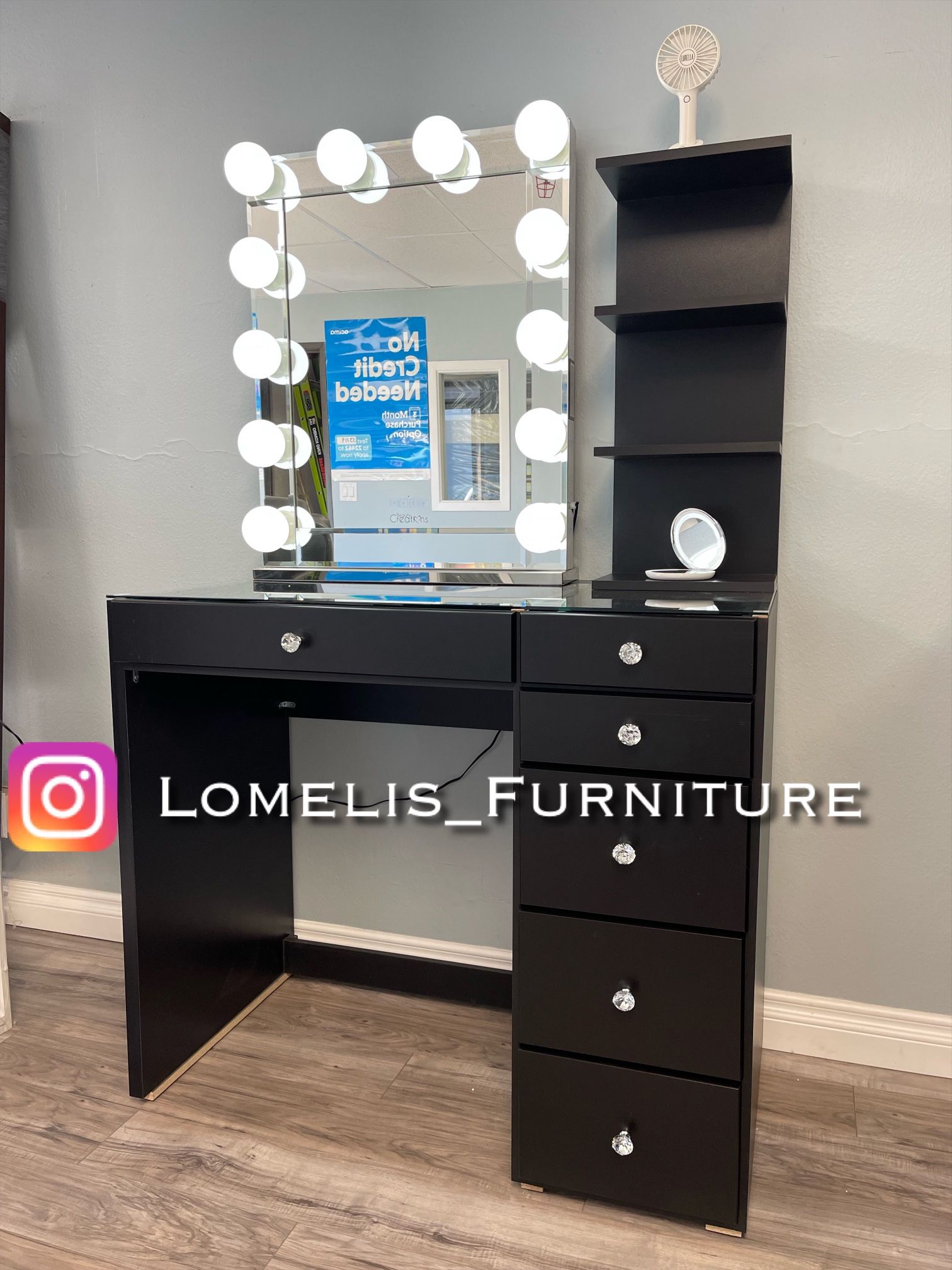 6 Drawer Vanity With Shelf And Bluetooth Hollywood Mirror 