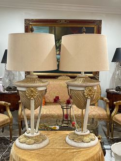 Pair of Gorgeous Vintage Neoclassical Urn Faux Stone Table Lamps🌷