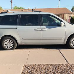 2012 Kia Sedona LX