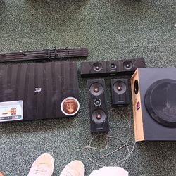 Samsung Blue Ray 3D Entertainment System 