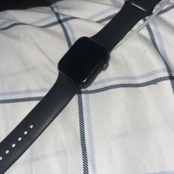 Apple Watch 40mm Series 6