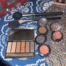 Mac Brushes And Eyeshadows
