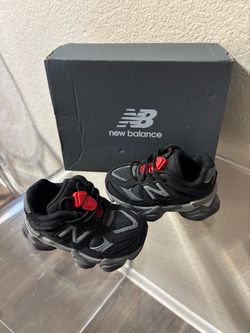 New balance 9060 size 5 C