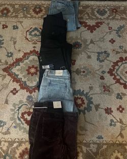Jeans size 4  woman