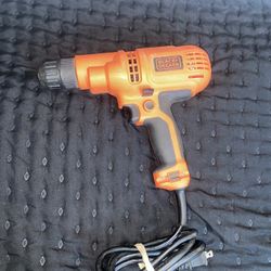 Black & Decker DR260 Corded Drill 5.5 Amp - 3/8 in (10MM) 120V