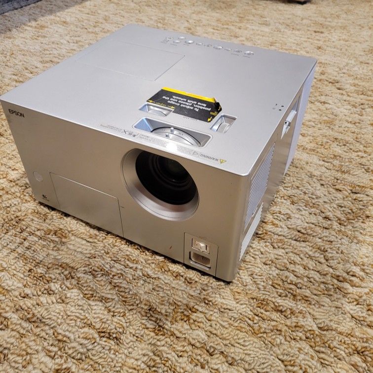 Epson MovieMate 30s