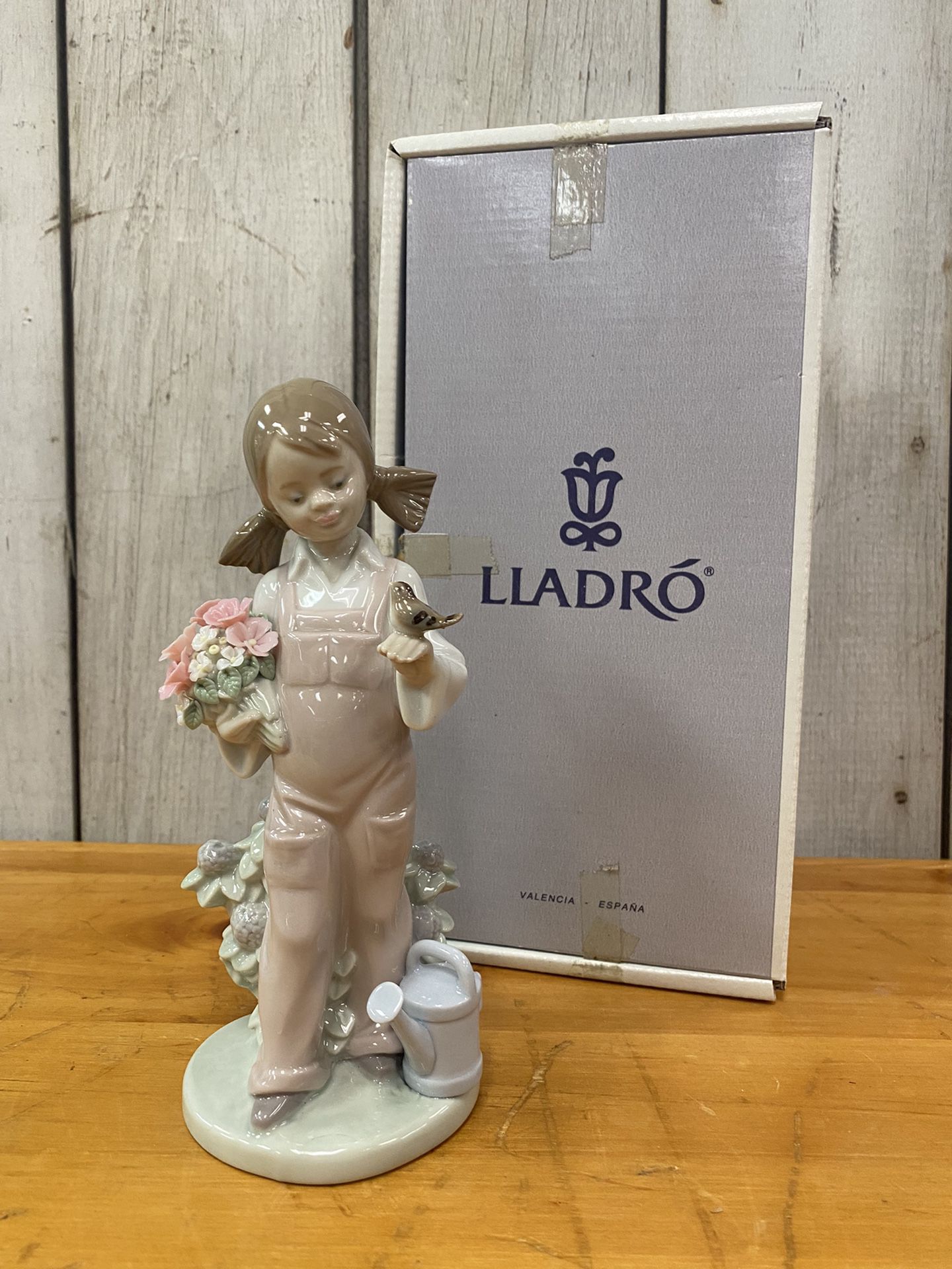 Lladro Retired Spring Girl Figurine Mint Condition w/ Box