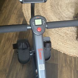 Sunny Rowing Machine 