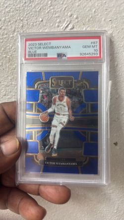 RC Pop  Blue 87 graded 10 Victor Wembanyama